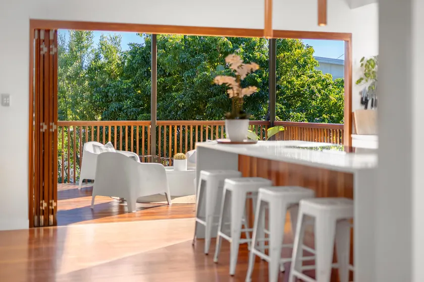 Spacious and close to everything - Image 1