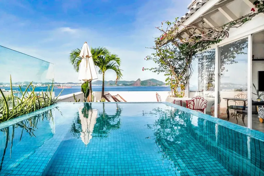 Lux 12 - Zen Penthouse with Heated Pool - Image 1