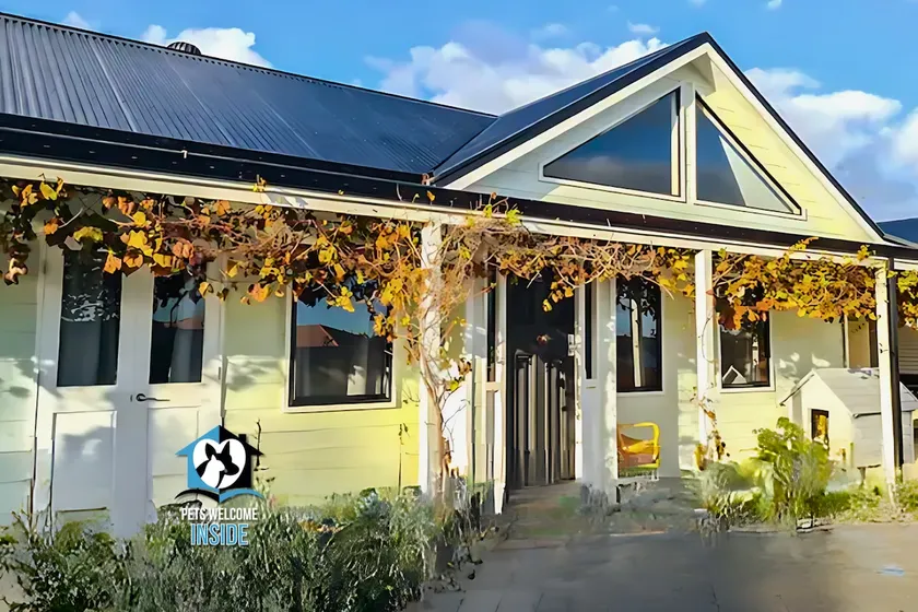 A Beautiful Property, Walking Distance to the Beach in Esperance WA! - Image 1