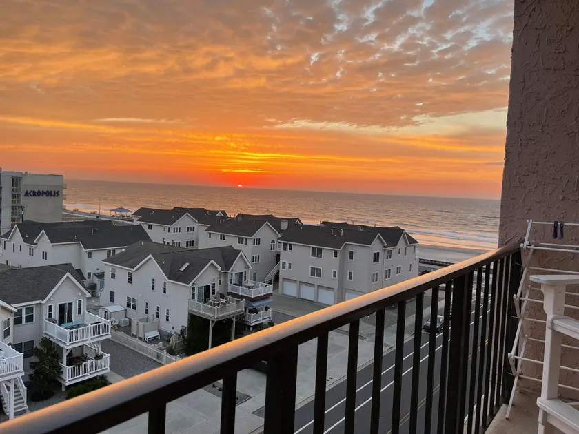 Breathtaking Ocean& Inlet View, Pool and Wifi - Image 1