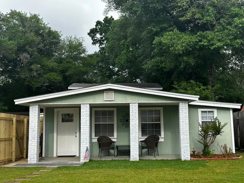 Eden Cottage - Image 1