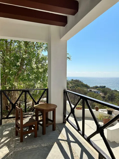 Live Zipolite! in Natural Pacific (D6) - Image 1