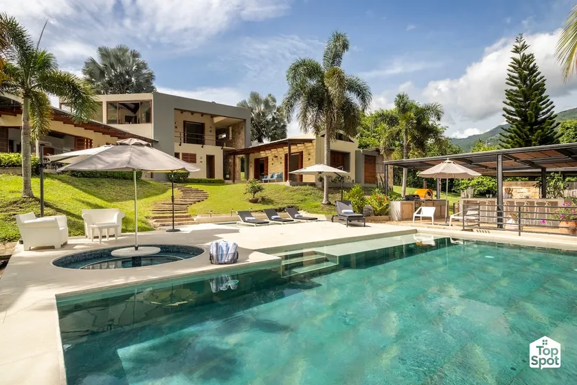 Splendid TopSpot® in Villeta 1 Hour from Bogotá! - Image 1