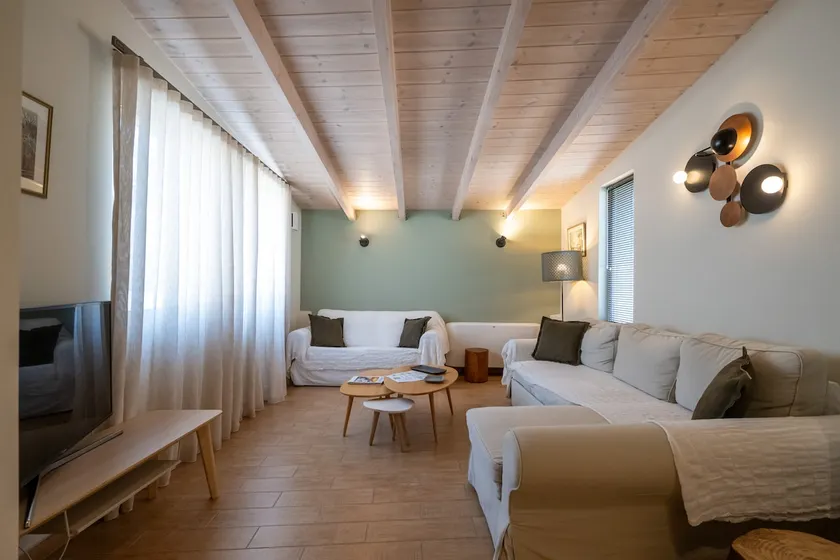 Tinas Home - Kalamata Mediterranean Villas - Image 1