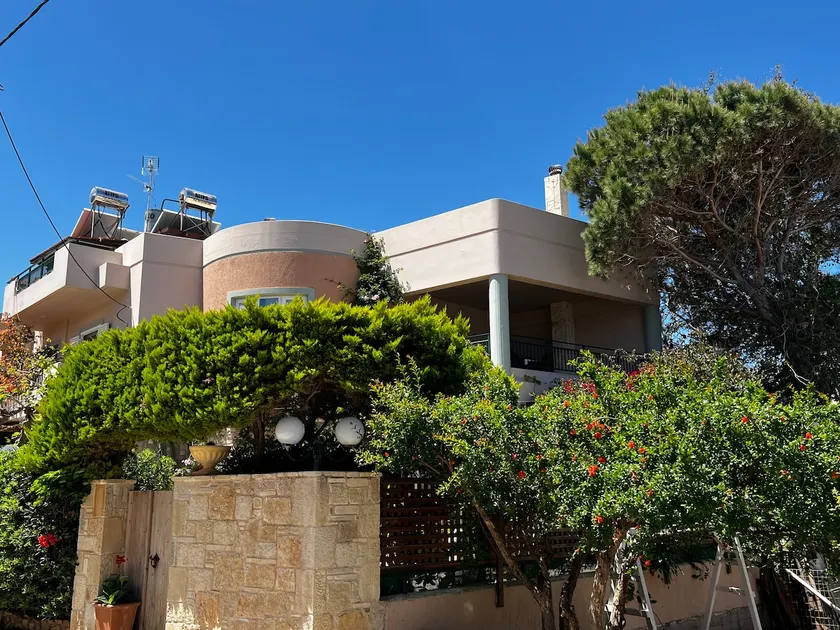 Stalis Lux Beach Apartment - Image 1