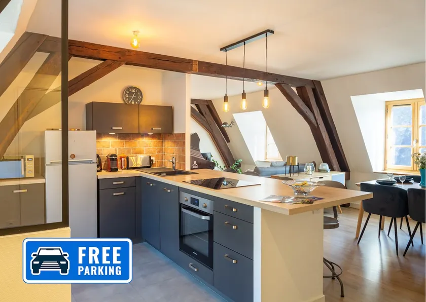 \"Happy Loft\" - Historical center + private parking - Image 1