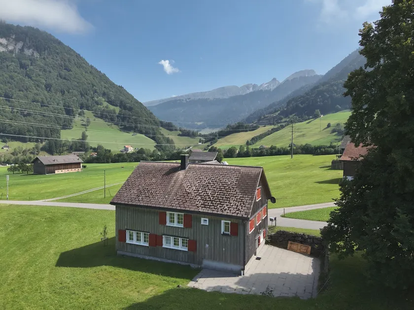 Family vacation home - Image 1