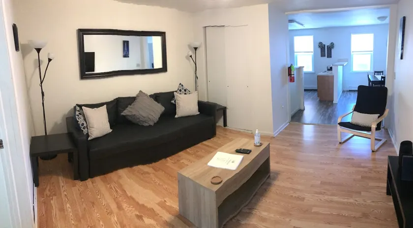 Stylish 2BR Retreat Steps from Thayer gate FREE private parking/WiFi - Image 1