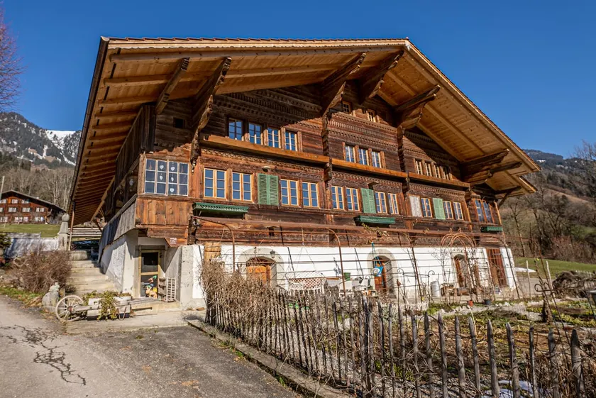 Renovated apartment in historic farmhouse - Image 1