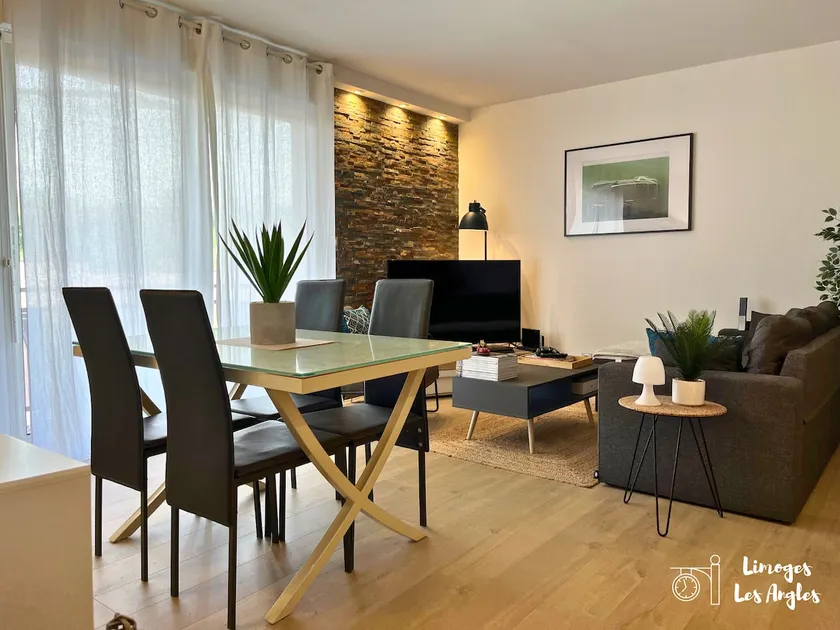 ”Les Angles” apartment with terrace - Image 1