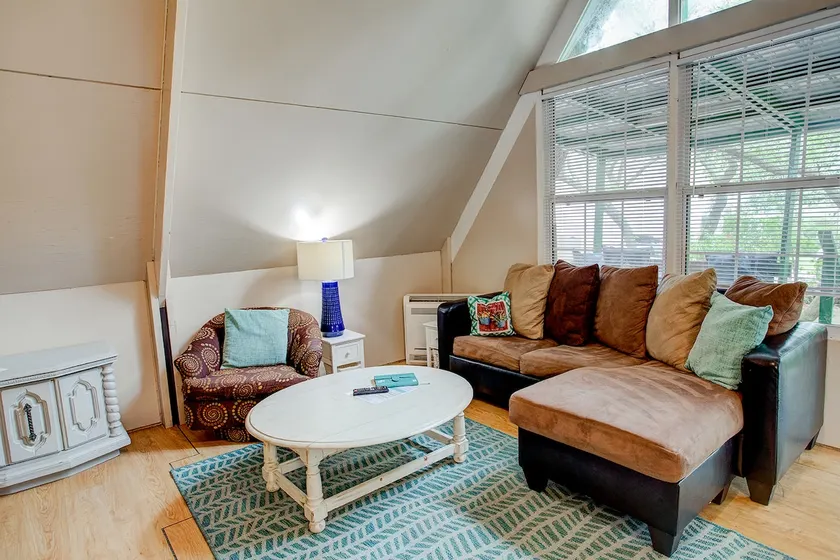 ”Quirky Cottage” - Image 1