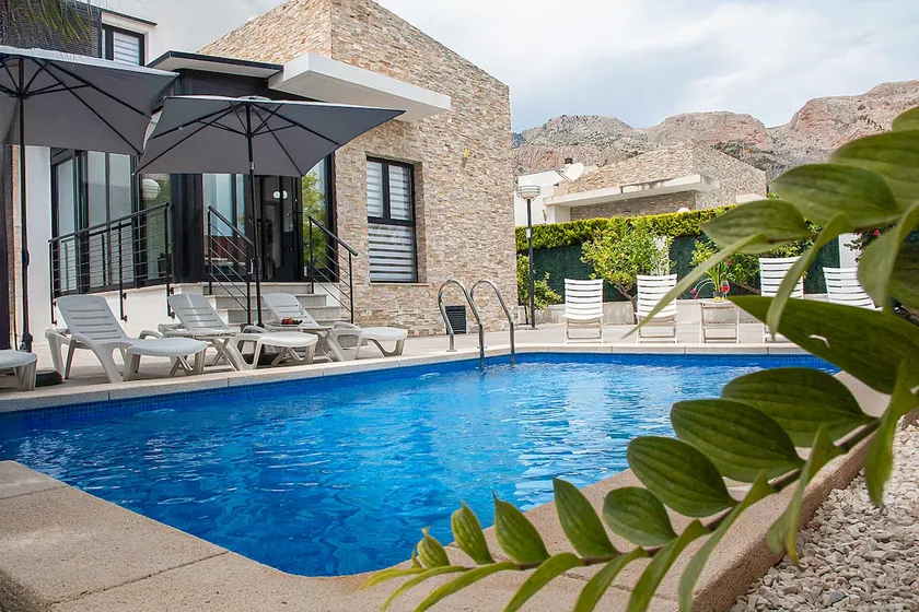 Modern villa with a private pool - Image 1