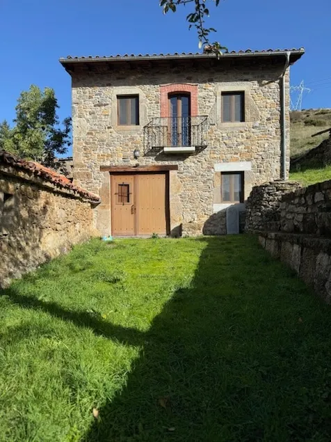 Mountain retreat - Image 1