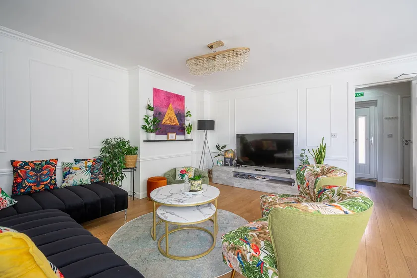 5-Bedroom Old Town House • Arthur’s Seat View - Image 1