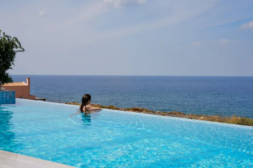 Thalassa Residence, Heated Pool, Hot Tub & SeaView - Image 1