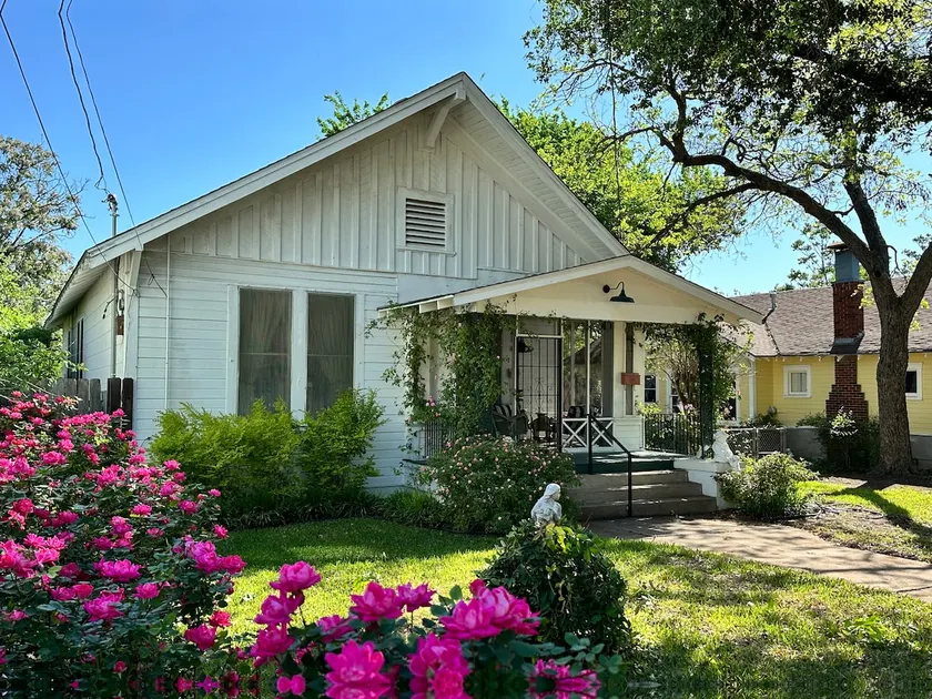 Professor Harrison's House - Minutes to Magnolia - Image 1