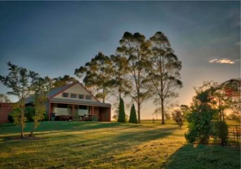 Bluebush Estate - The Chalet - Image 1