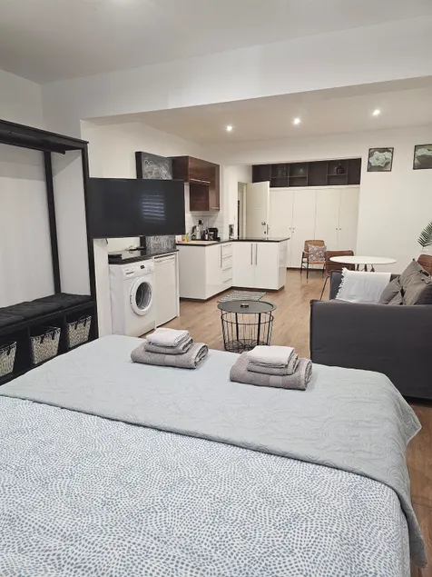 City Center Suite - Image 1
