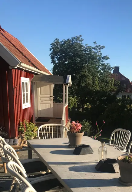 Charming small house 50m from sea FREE parking - Image 1