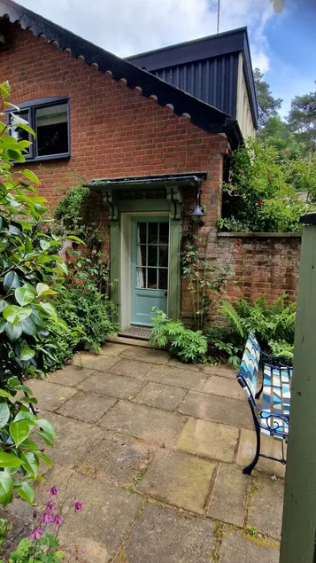 Annex in the Woods on the Broads - Image 1