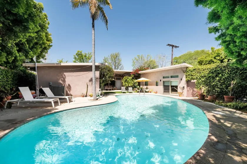 Bixby Beauty 50s Mod Long Beach - Image 1