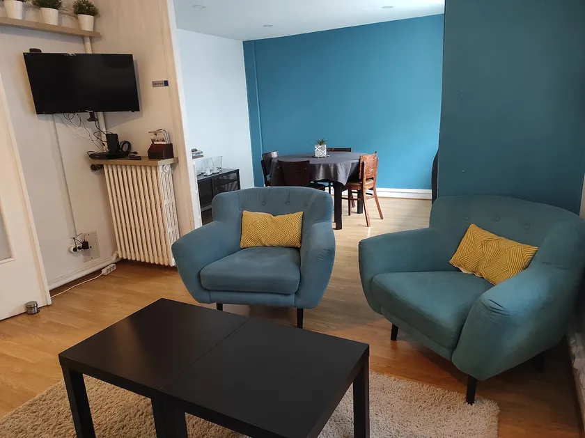 Nice apartment, large, hyper center with parking. - Image 1