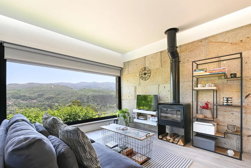 Serene retreat in the Gerês area with 3 pools – Olas 7 - Image 1