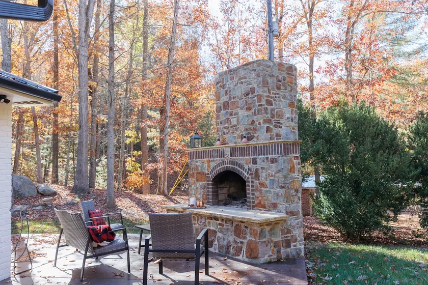 Outdoor Living, relaxing, fishing, hiking - Image 1