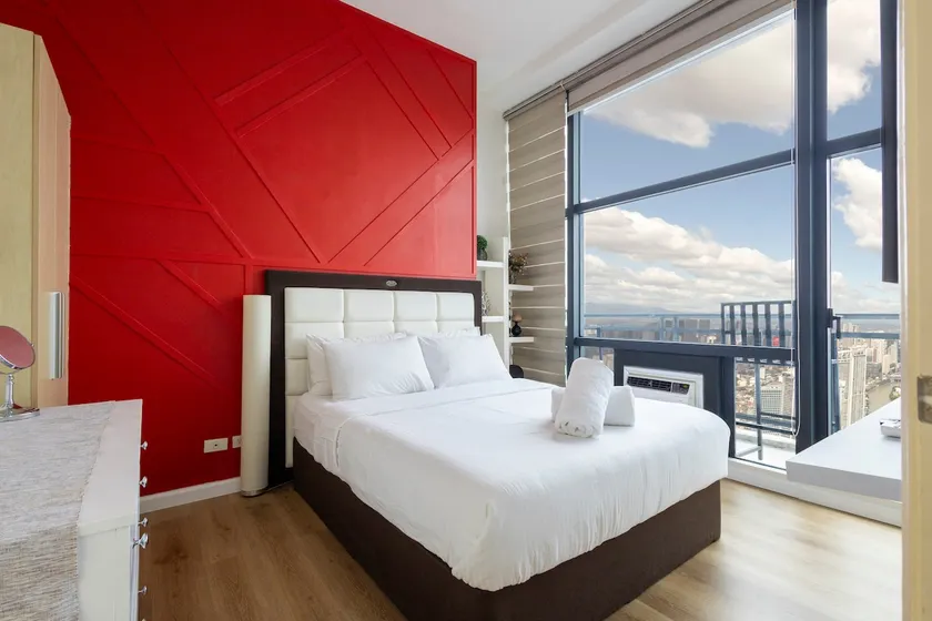 1BR w/ Stunning View @ 68F Gramercy + Free Parking - Image 1