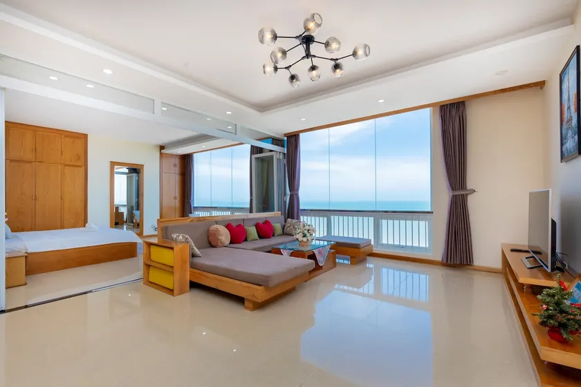 Double Monkeys Homestay 2 - Image 1