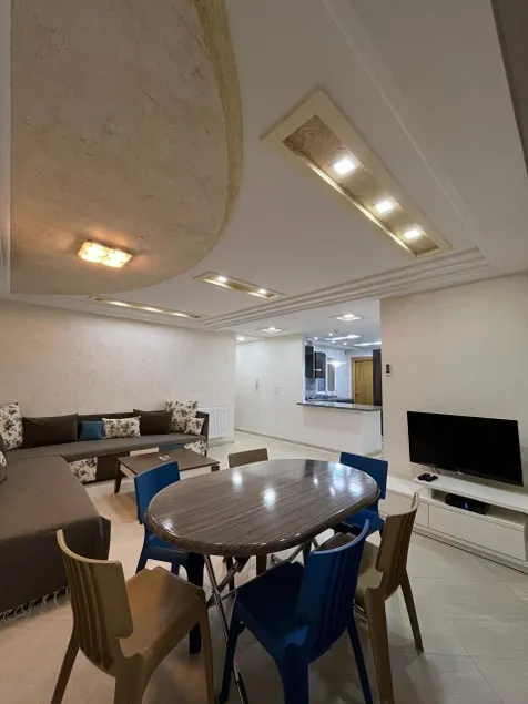 Luxury apartment in the city center - Image 1