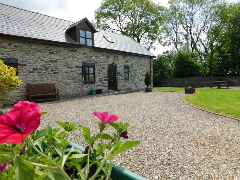 Maes-Y-Gorlan - Image 1