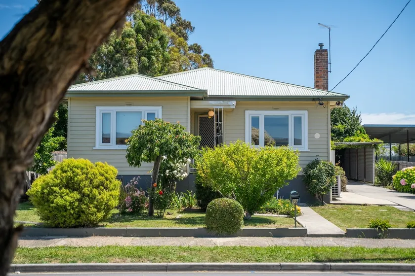Cosy Tasmanian Living near CBD - free Netflix&Wifi - Image 1