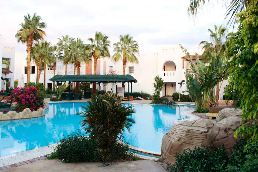 light 1-BR in resort 4*, wifi free, pool in minute - Image 1
