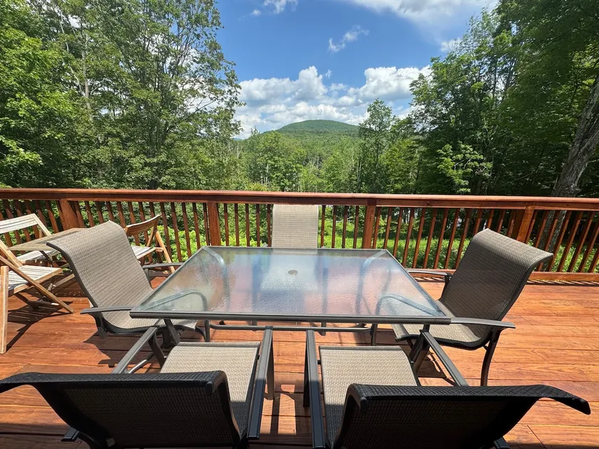 Pet Friendly, Close to Hiking and Mountain Lakes - Image 1