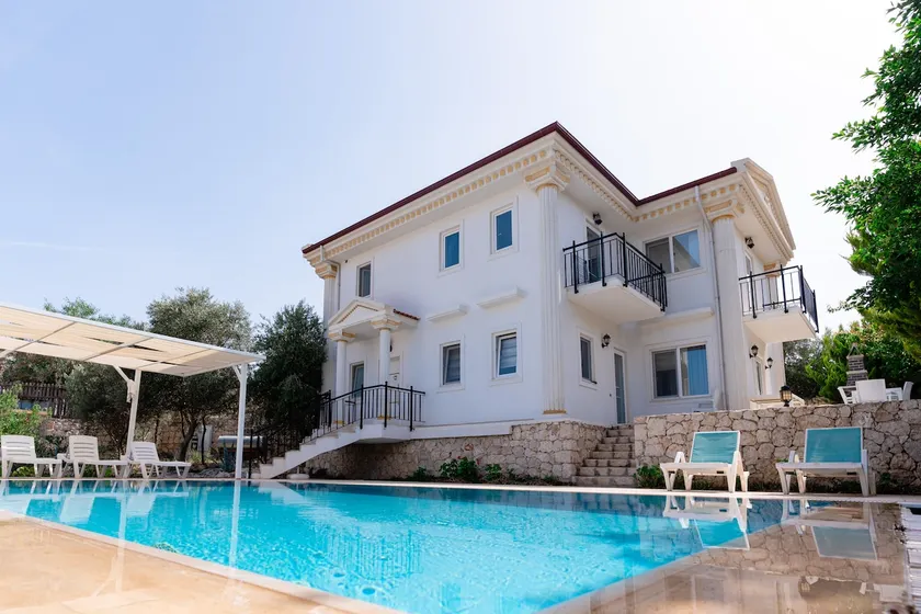Garden Private Villas - Image 1