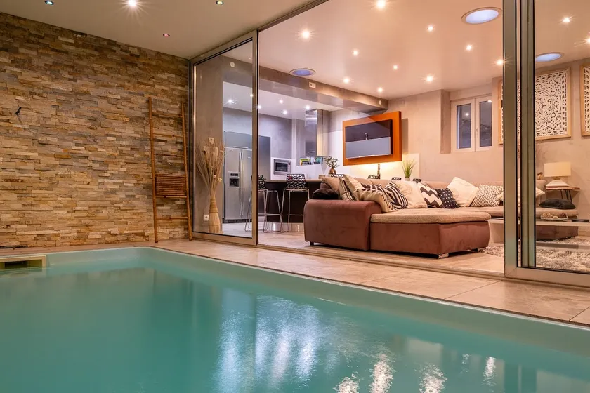 Exceptional Duplex • Private Indoor Pool - Image 1
