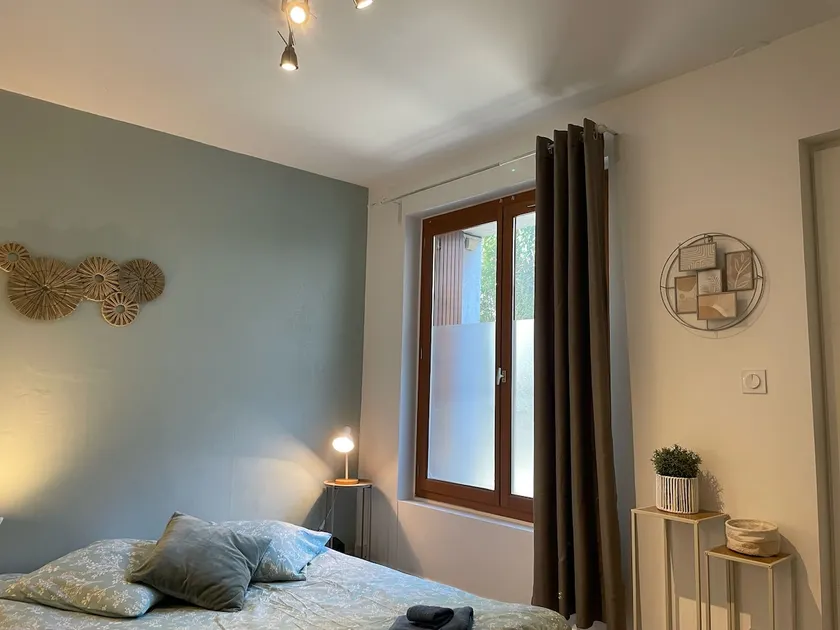 L3-Eco-friendly studio in the city center near Massy/Orly - Image 1