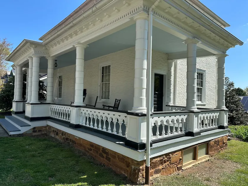 Walkable/Peaceful/Spacious Suite/Downtown/UVA/1 BR - Image 1