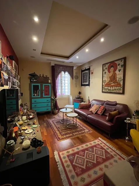 Spacious 2 bedroom apartment with large patio - Image 1