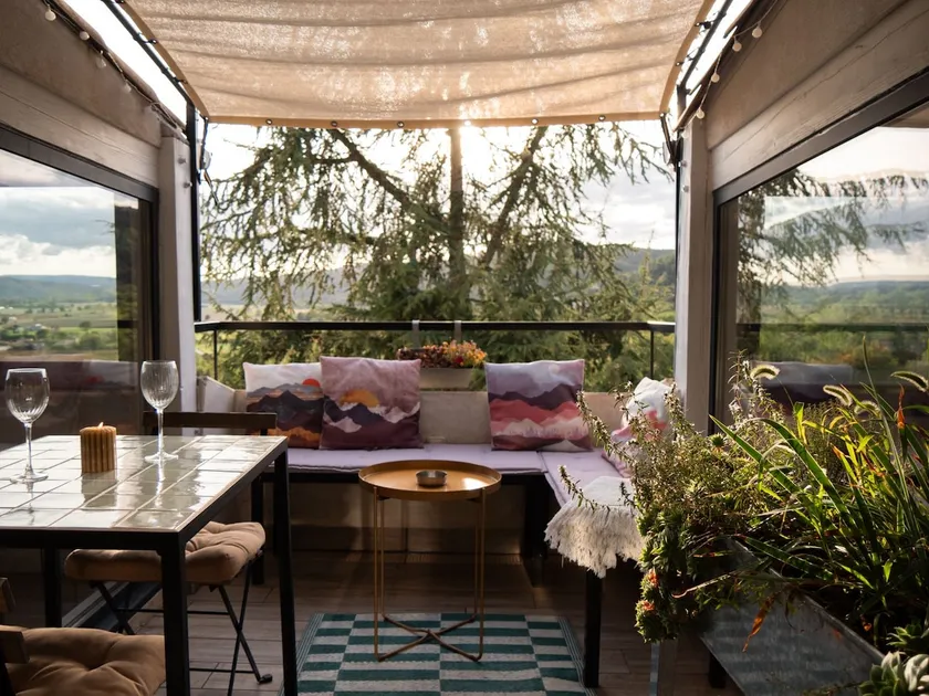 Rooftop apartment, very nice view of Provence - Image 1