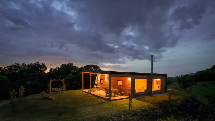 Cozy wooden ”Villa Linassi” - Image 1