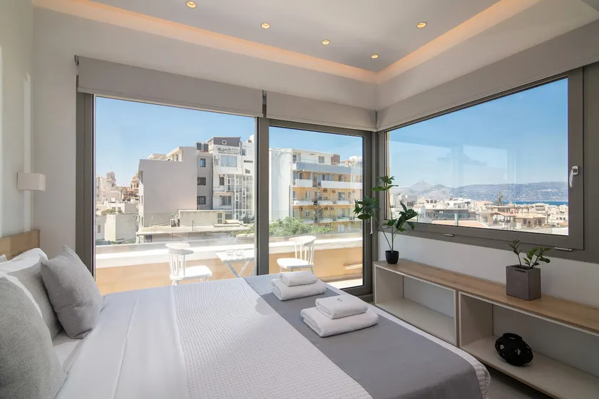 Penthouse in Heraklion Center - Image 1