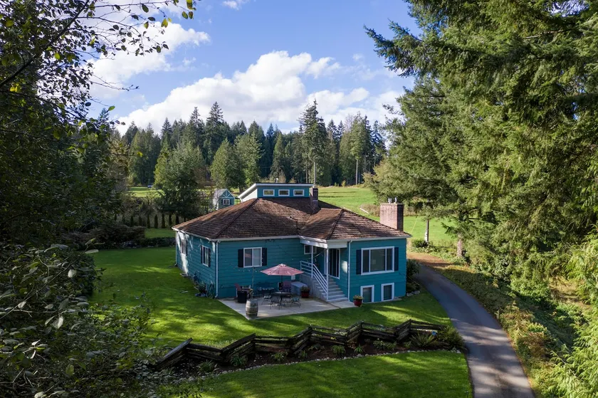 Rustic Chic Cottage near Mill Creek, Snohomish, Woodinville - Image 1