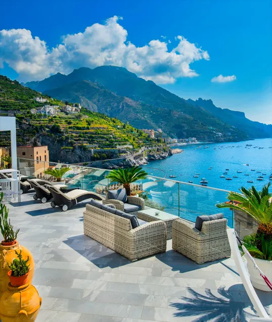 Lastminute Sea Access Villa w/Solarium & Jacuzzi - Image 1
