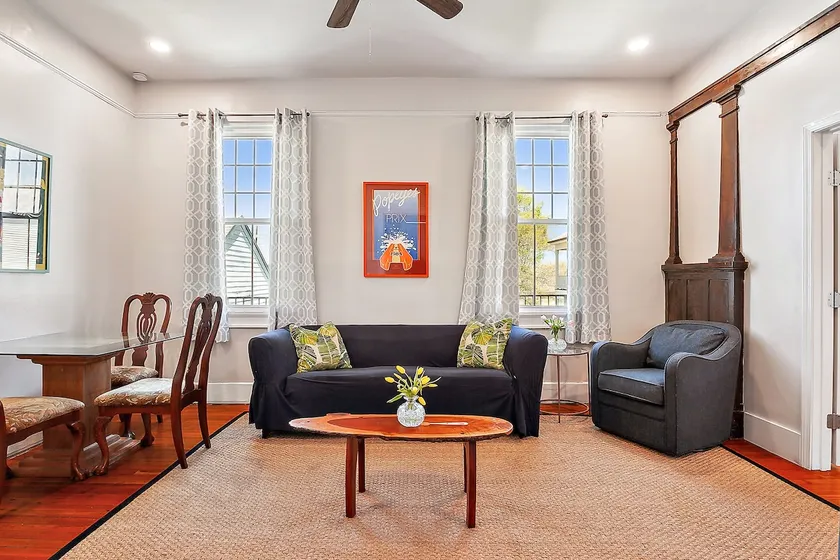 Jumbo 3BR Loft Directly on Freret Street w/Parking - Image 1
