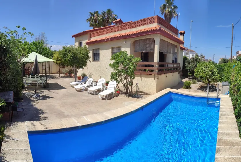 Villa Berta with a private pool and private garden - Image 1