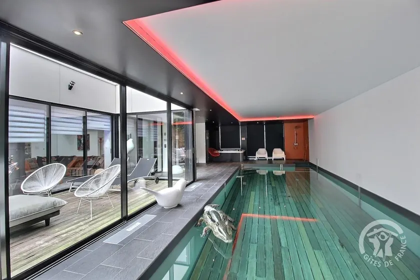 Villa L'Archipel Private Pool and Hot Tub - Image 1