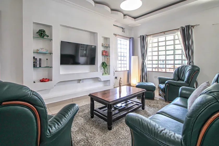 North Manor Nakuru - Image 1