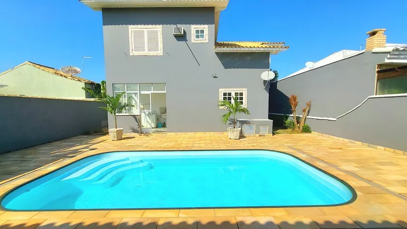 Enjoy and relax in an exclusive beach house - Image 1